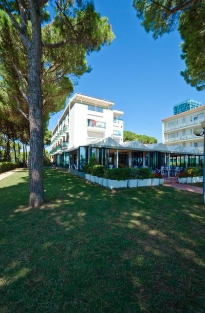 Hotel King Lido di Jesolo Buitenkant foto