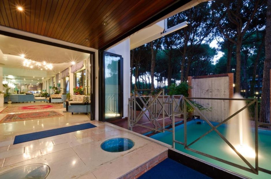 Hotel King Lido di Jesolo Buitenkant foto