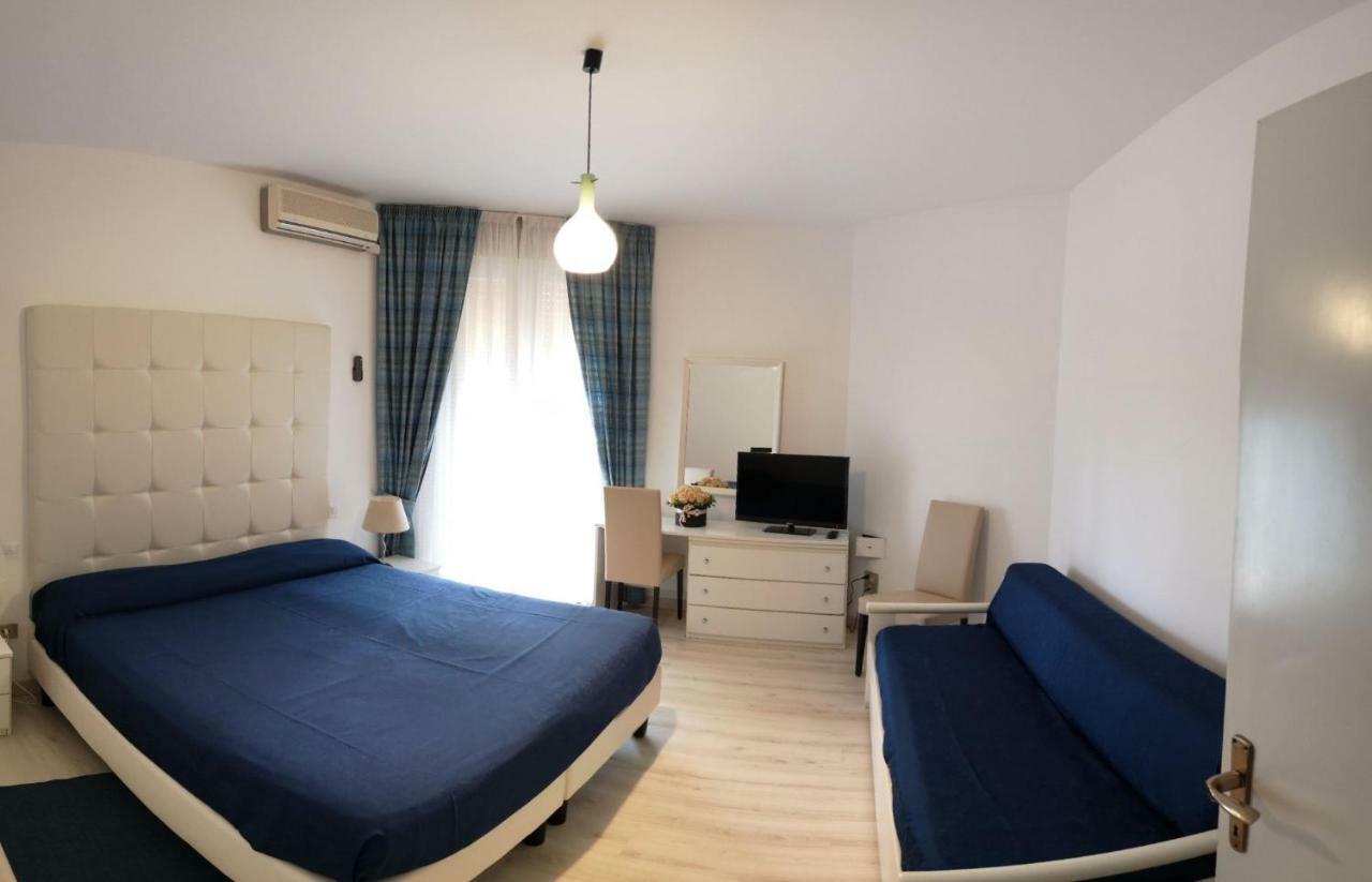 Hotel King Lido di Jesolo Buitenkant foto